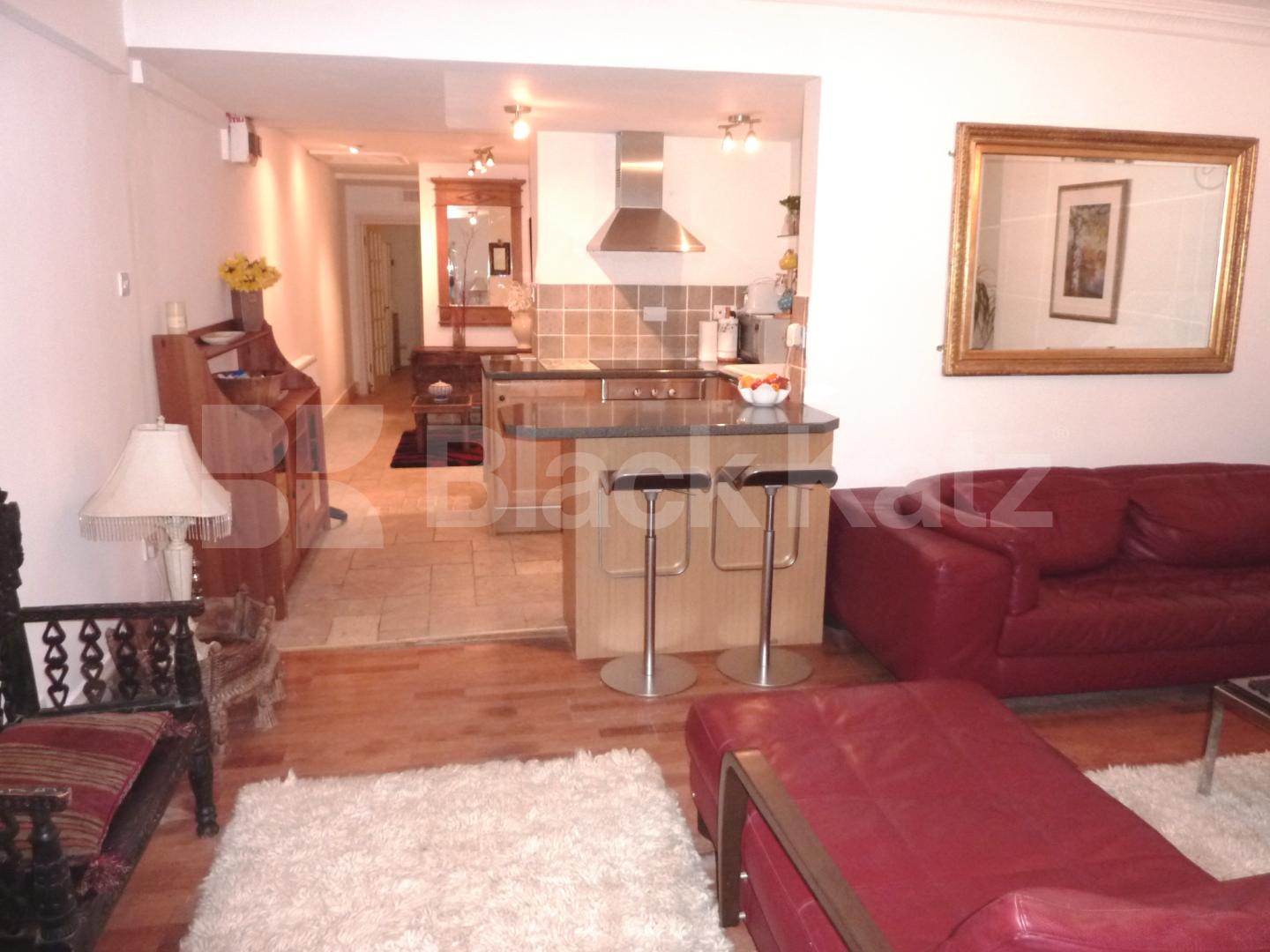 			NEW INSTRUCTION!, 2 Bedroom, 1 bath, 1 reception Flat			 Kensington Garden Square, BAYSWATER